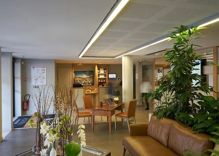 Vatel Hotel 4*