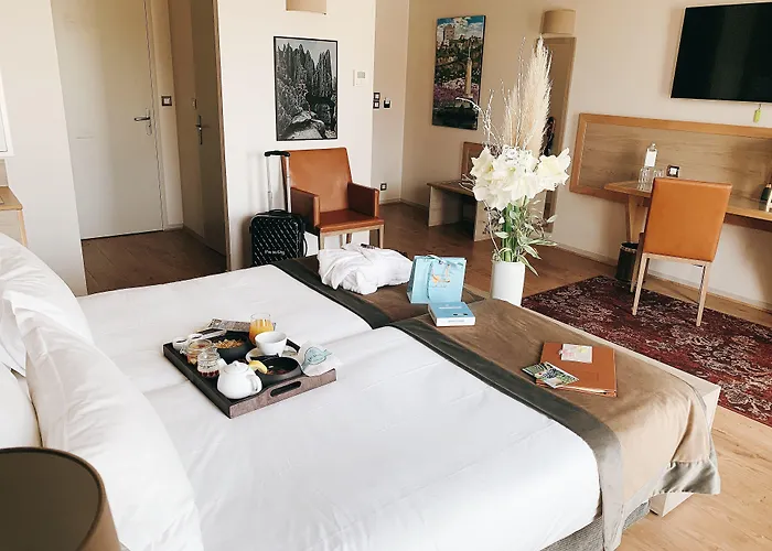 Vatel Hotel 4*